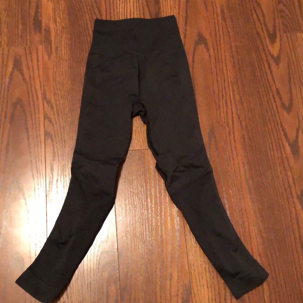 Black rare lululemon